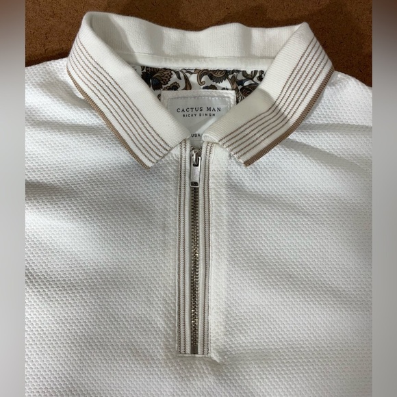 Cactus Cream Polo with Brown Details - Picture 2 of 7